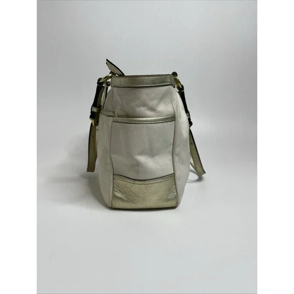 Coach Gallery Tote Shoulder Bag Cream With Gold Accents - Picture 2 of 10